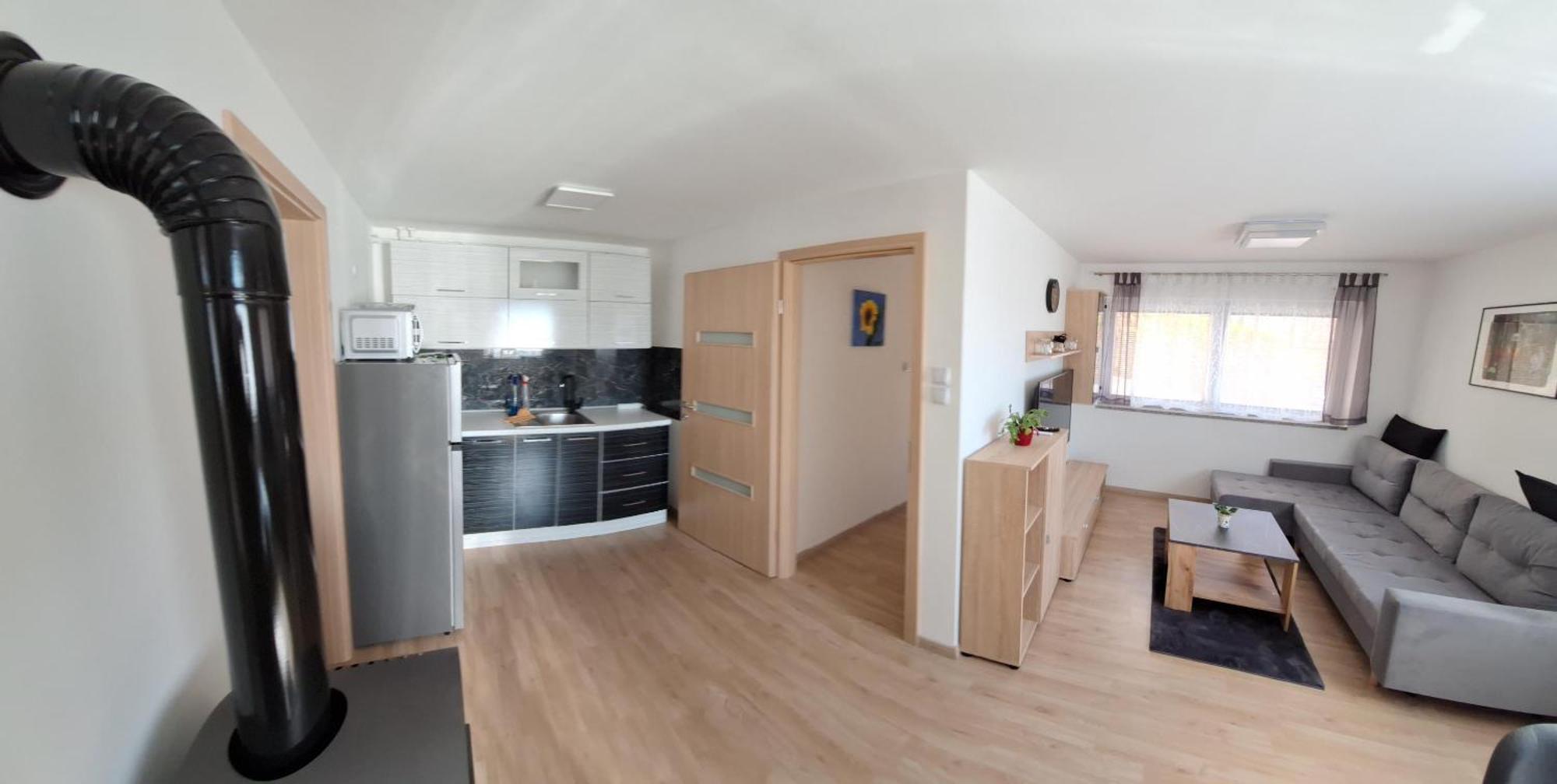Apartment Belka Jesenice Esterno foto