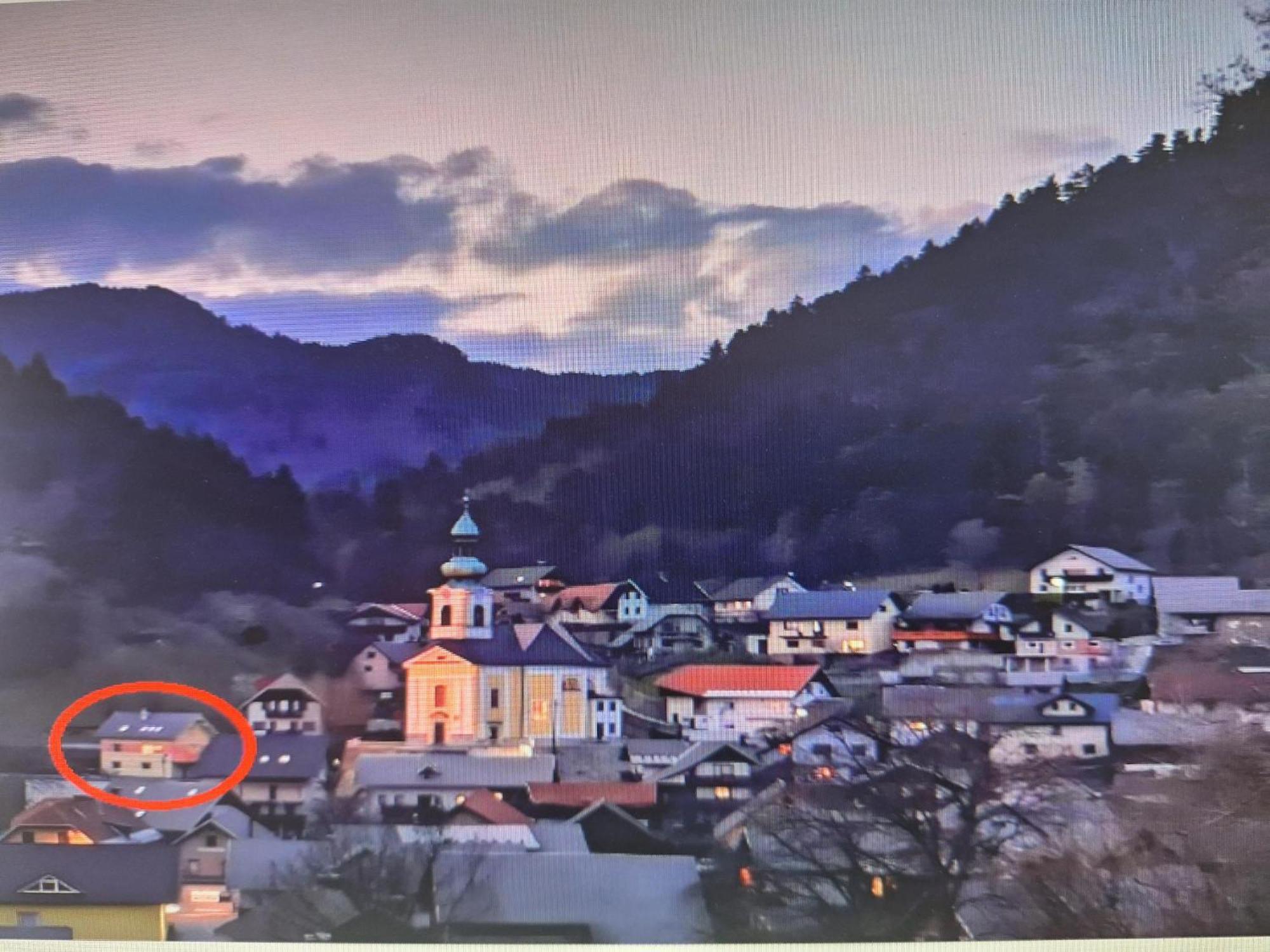Apartment Belka Jesenice Esterno foto